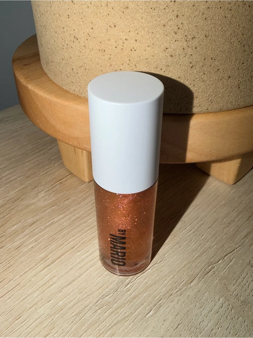 MAKEUP BY MARIO Metallic Lip Gloss – SHADE: Rose Gold Sparkling Bronze Lip Gloss